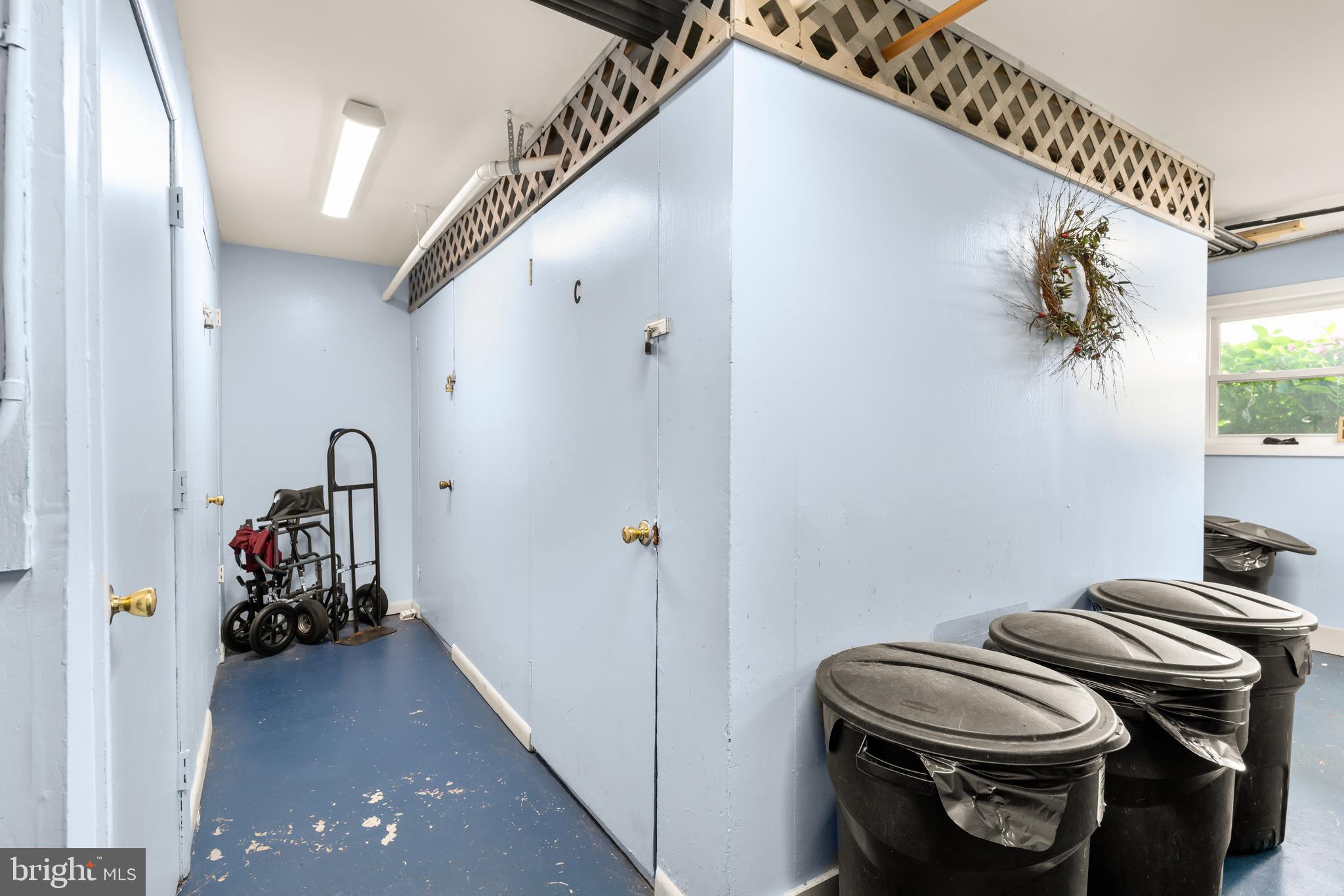 15 Warren Lodge Ct #1d