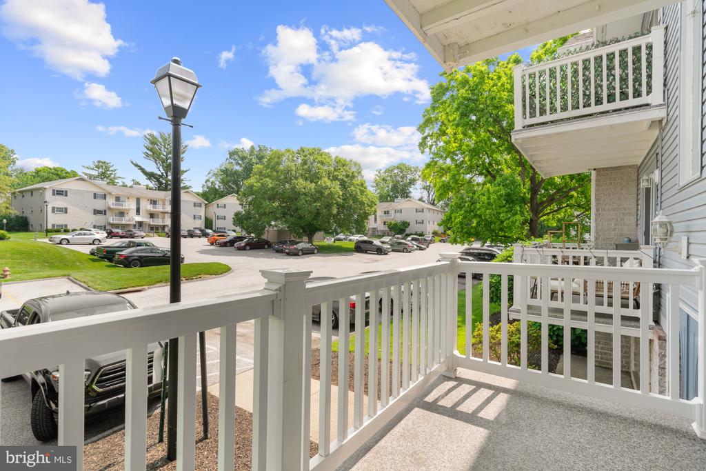 15 Warren Lodge Ct #1d