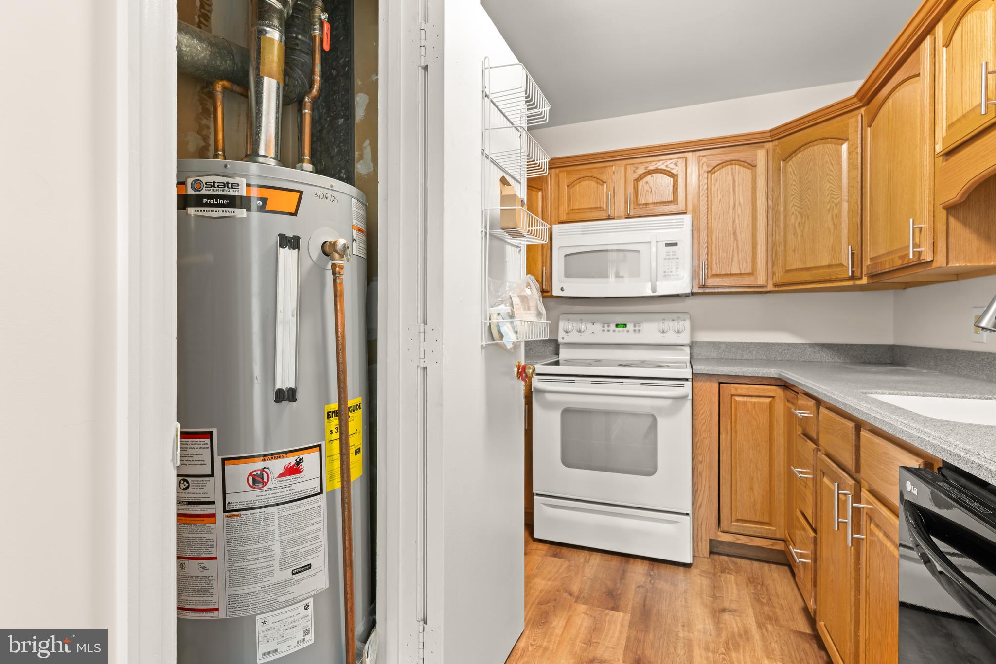 15 Warren Lodge Ct #1d