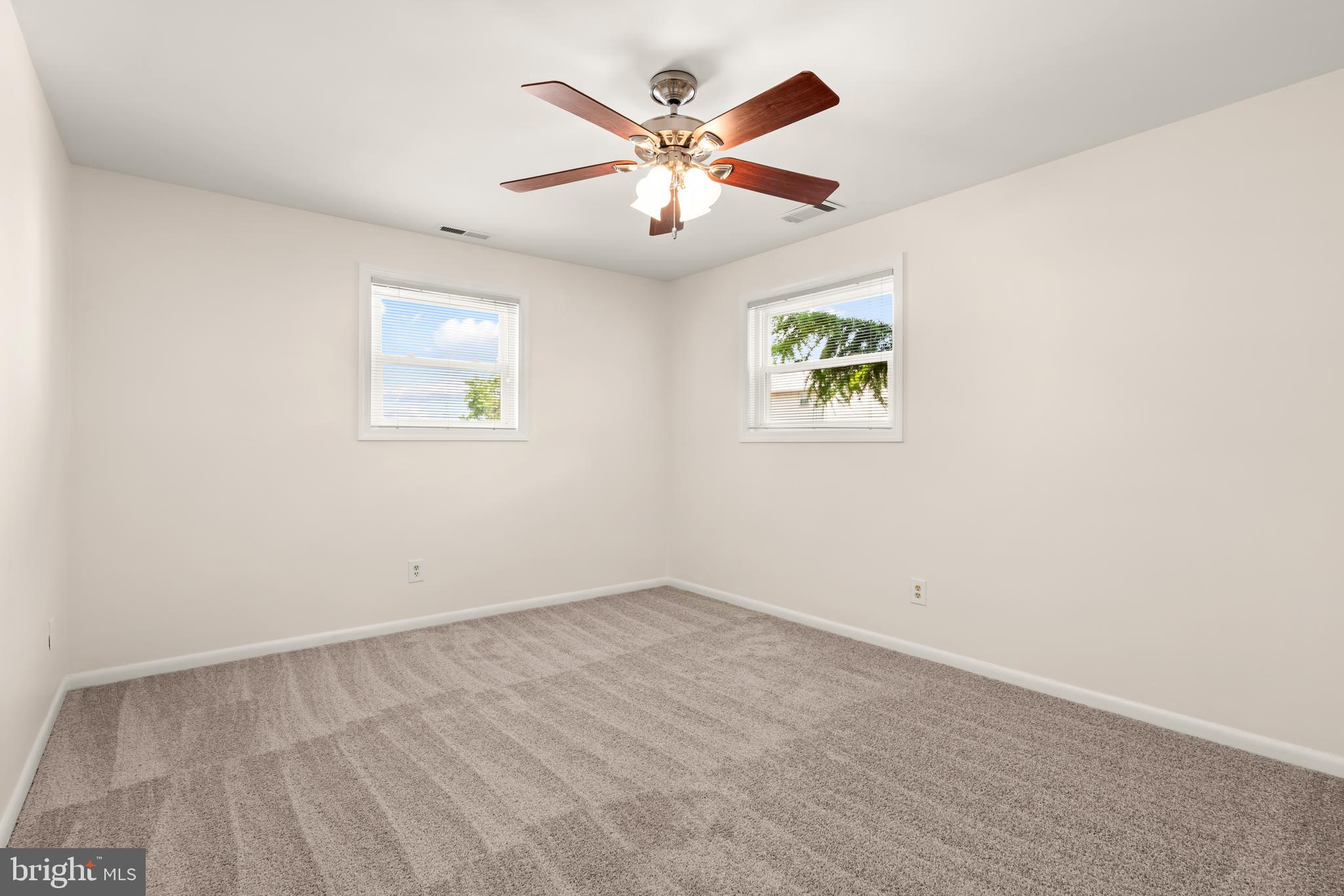 15 Warren Lodge Ct #1d