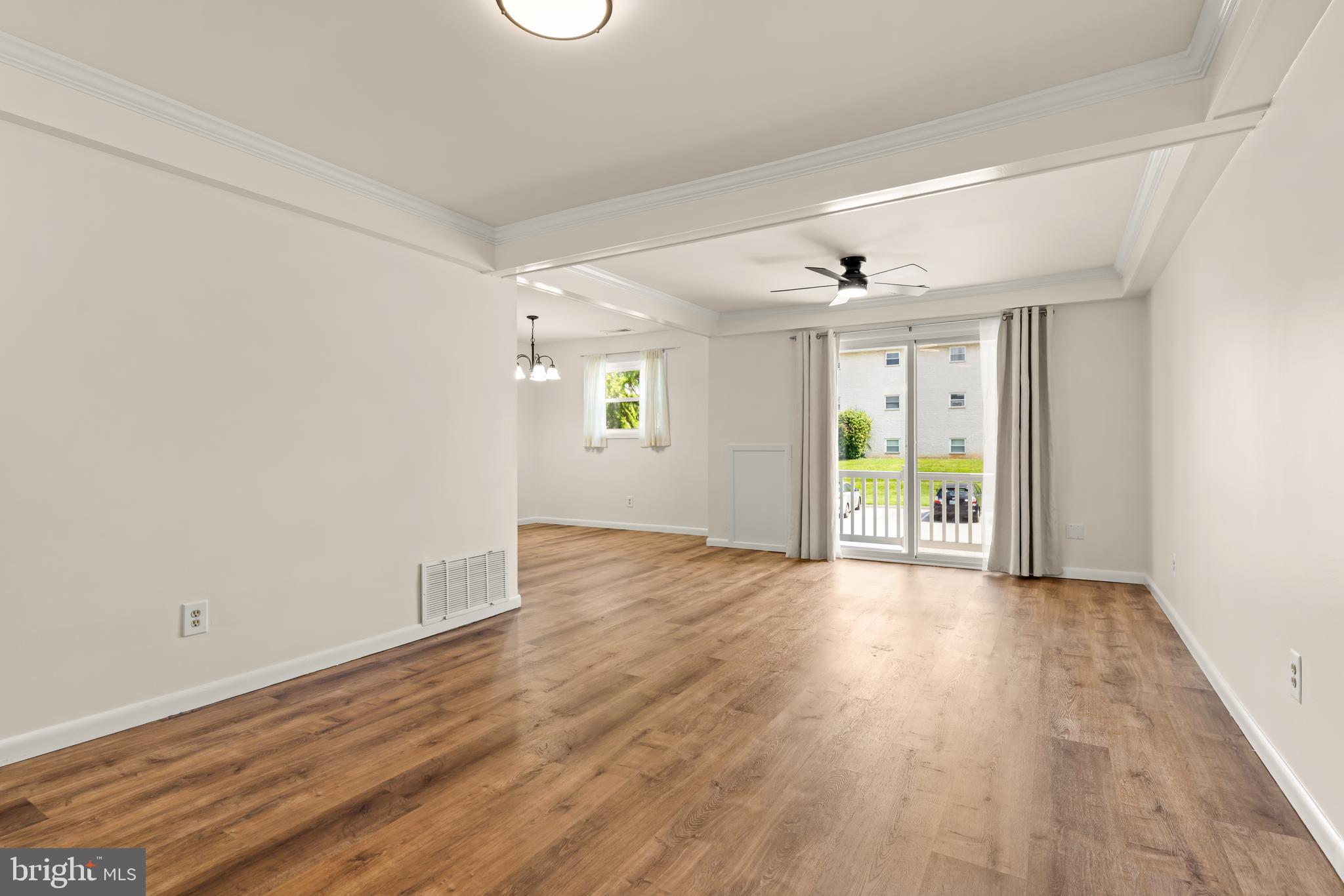 15 Warren Lodge Ct #1d