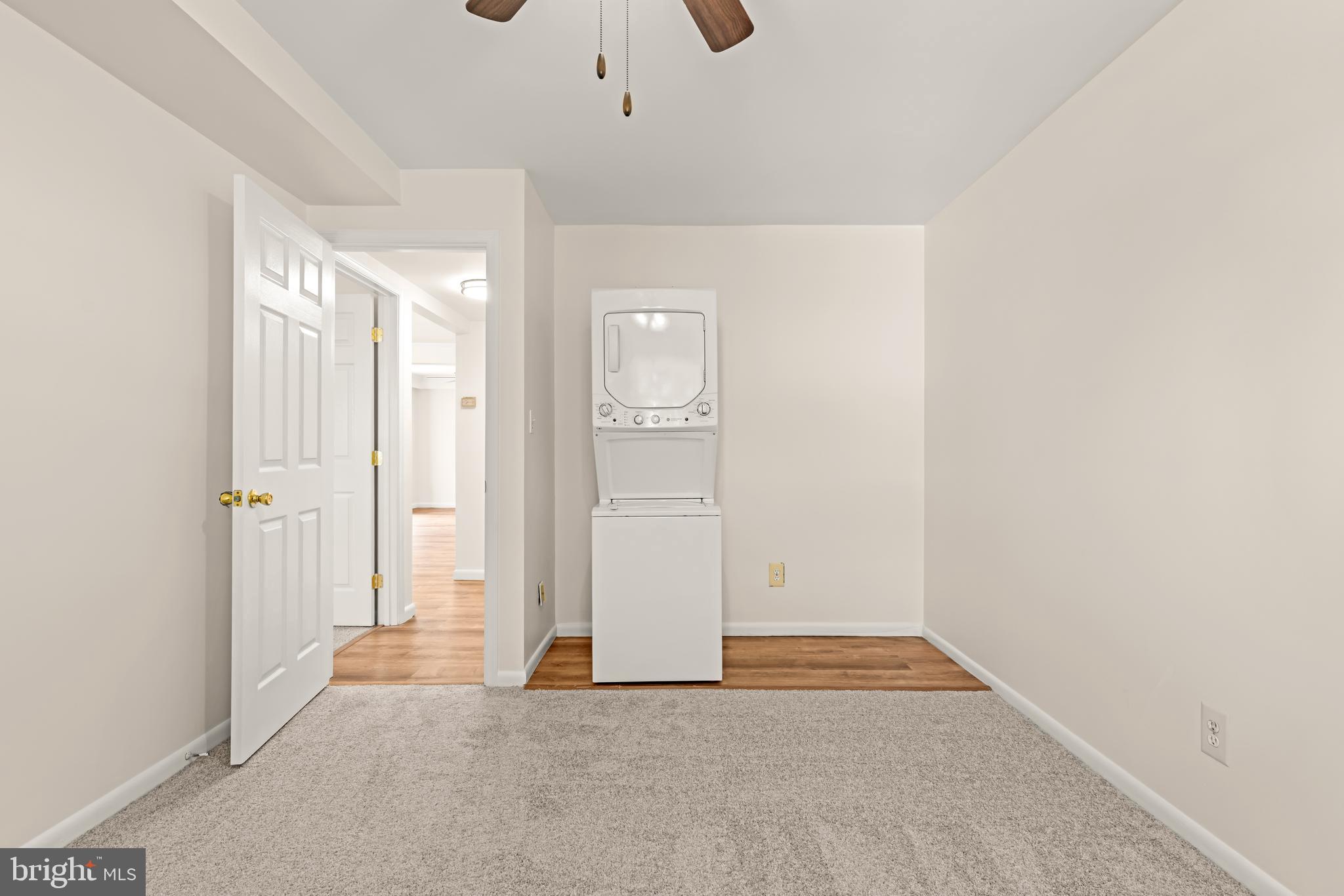 15 Warren Lodge Ct #1d