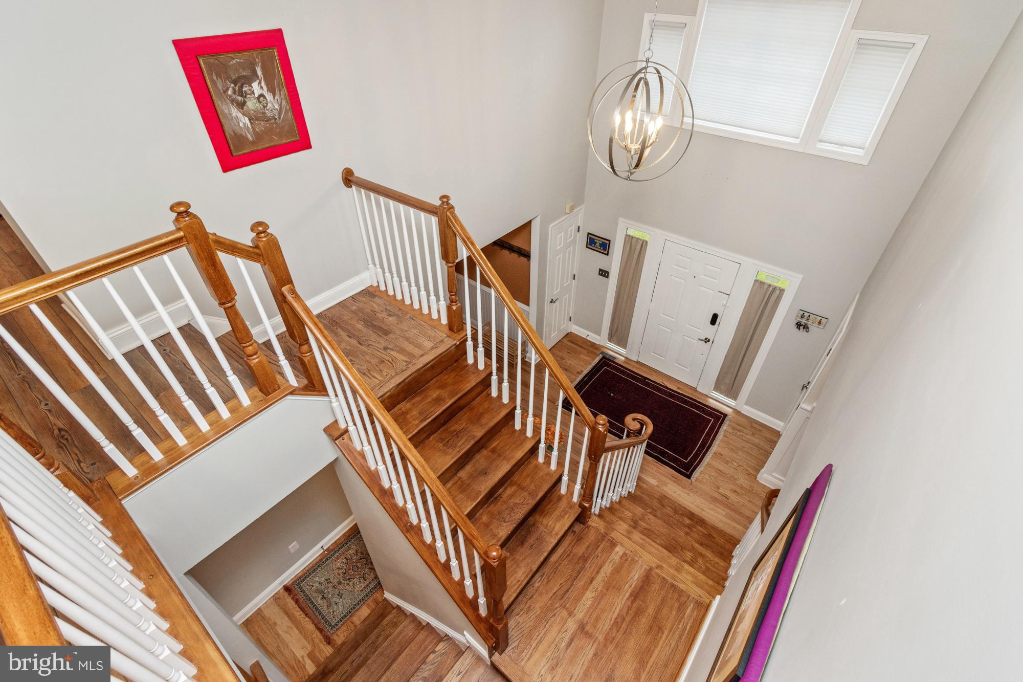 8 LOCHWELL COURT