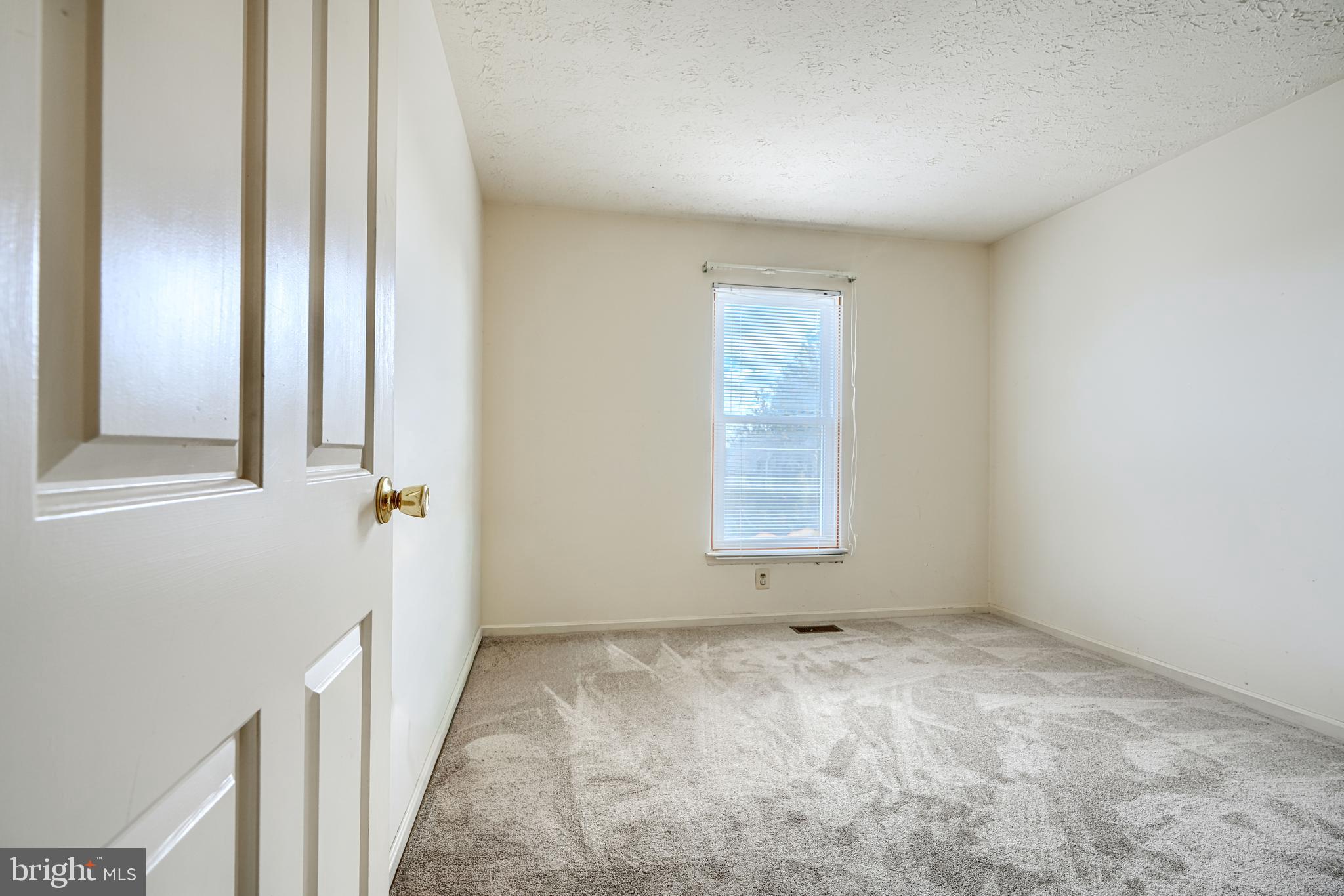 9406 SEVEN COURTS DRIVE