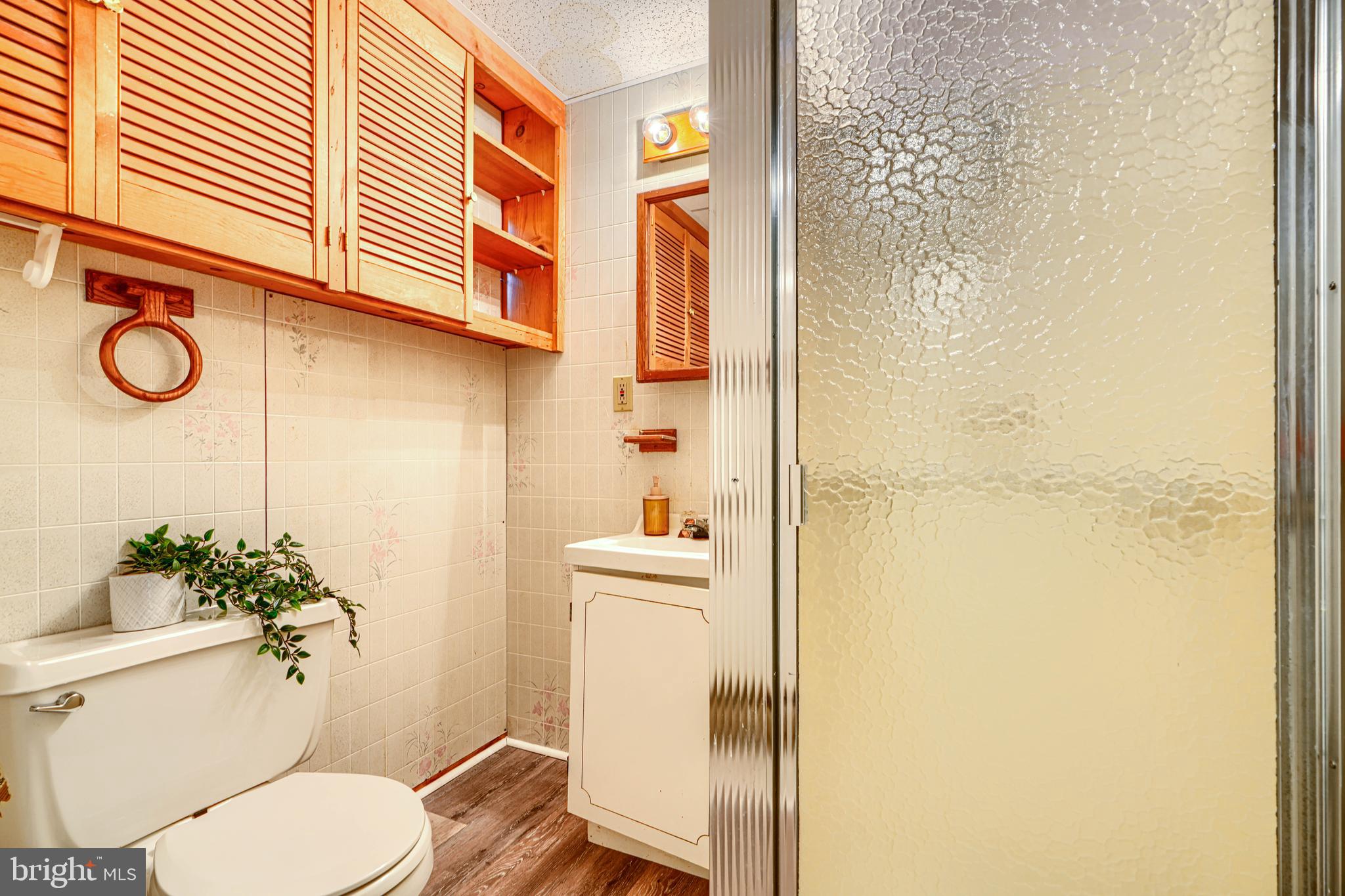 9406 SEVEN COURTS DRIVE