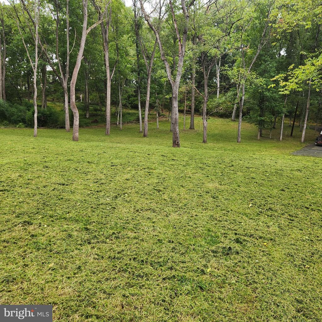 3237 GREEN ROAD