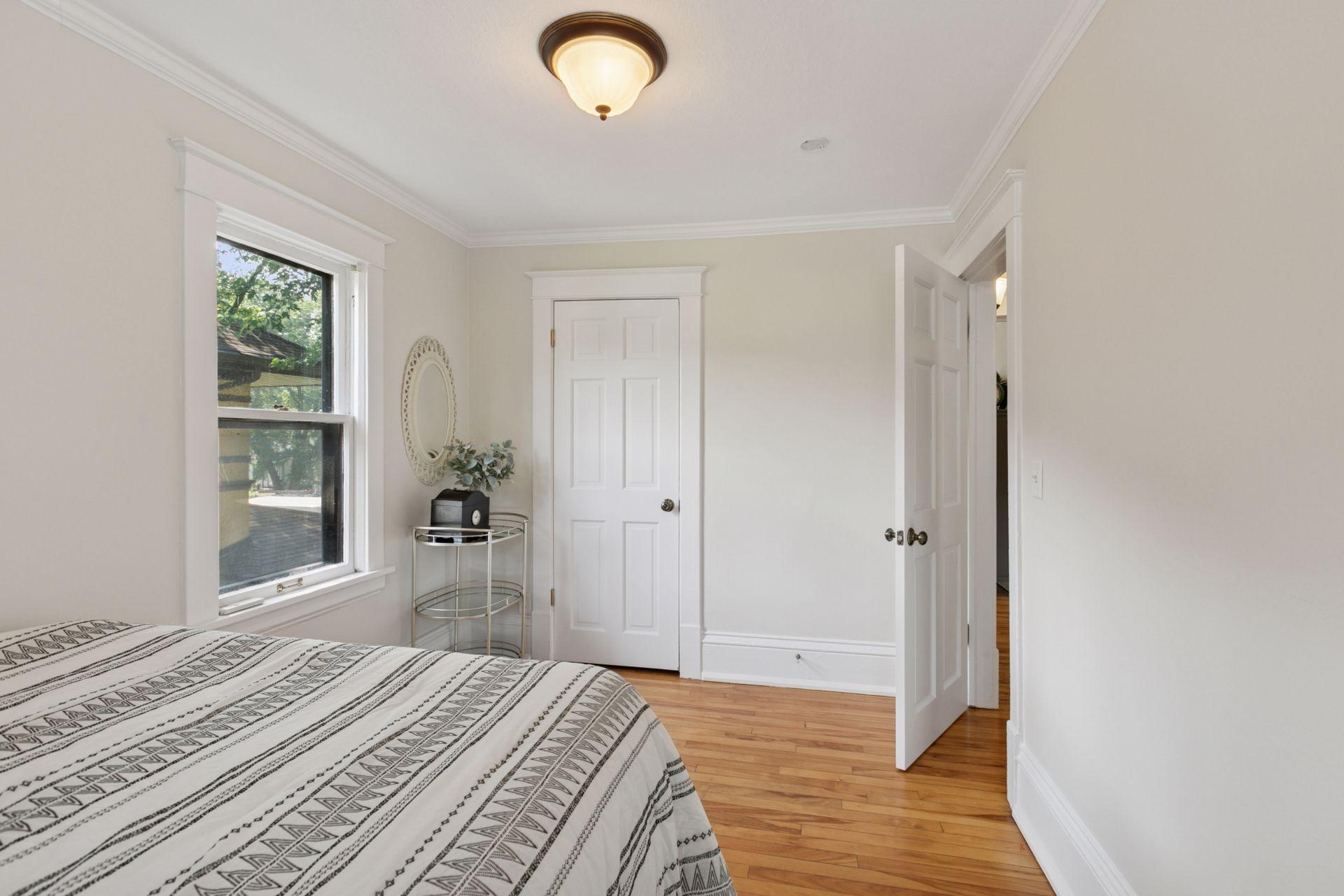 1277 Ashland Avenue