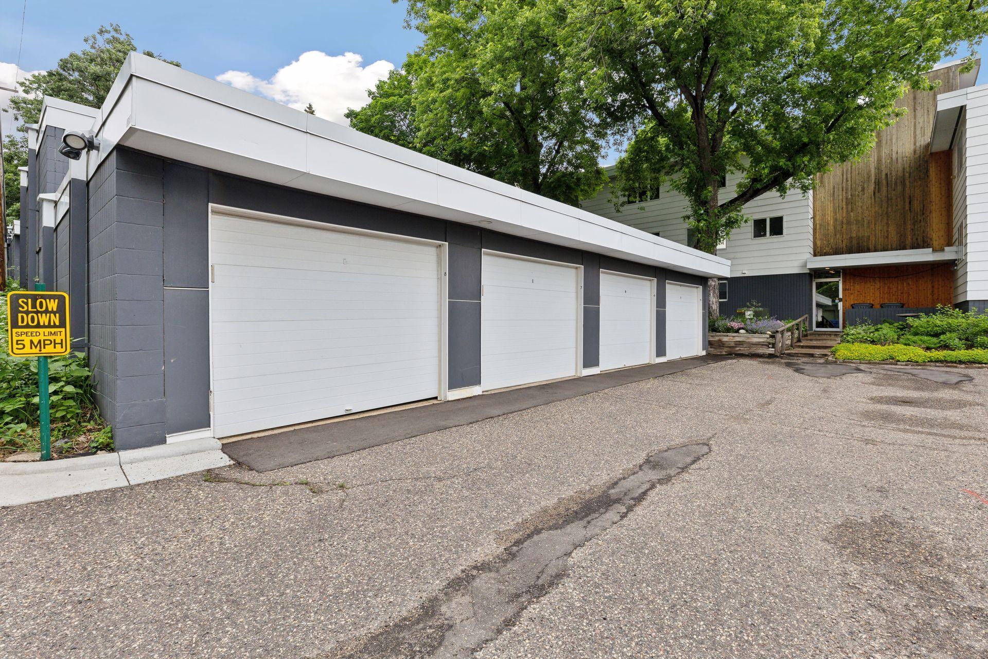 1261 Cleveland Avenue N Unit: 3A