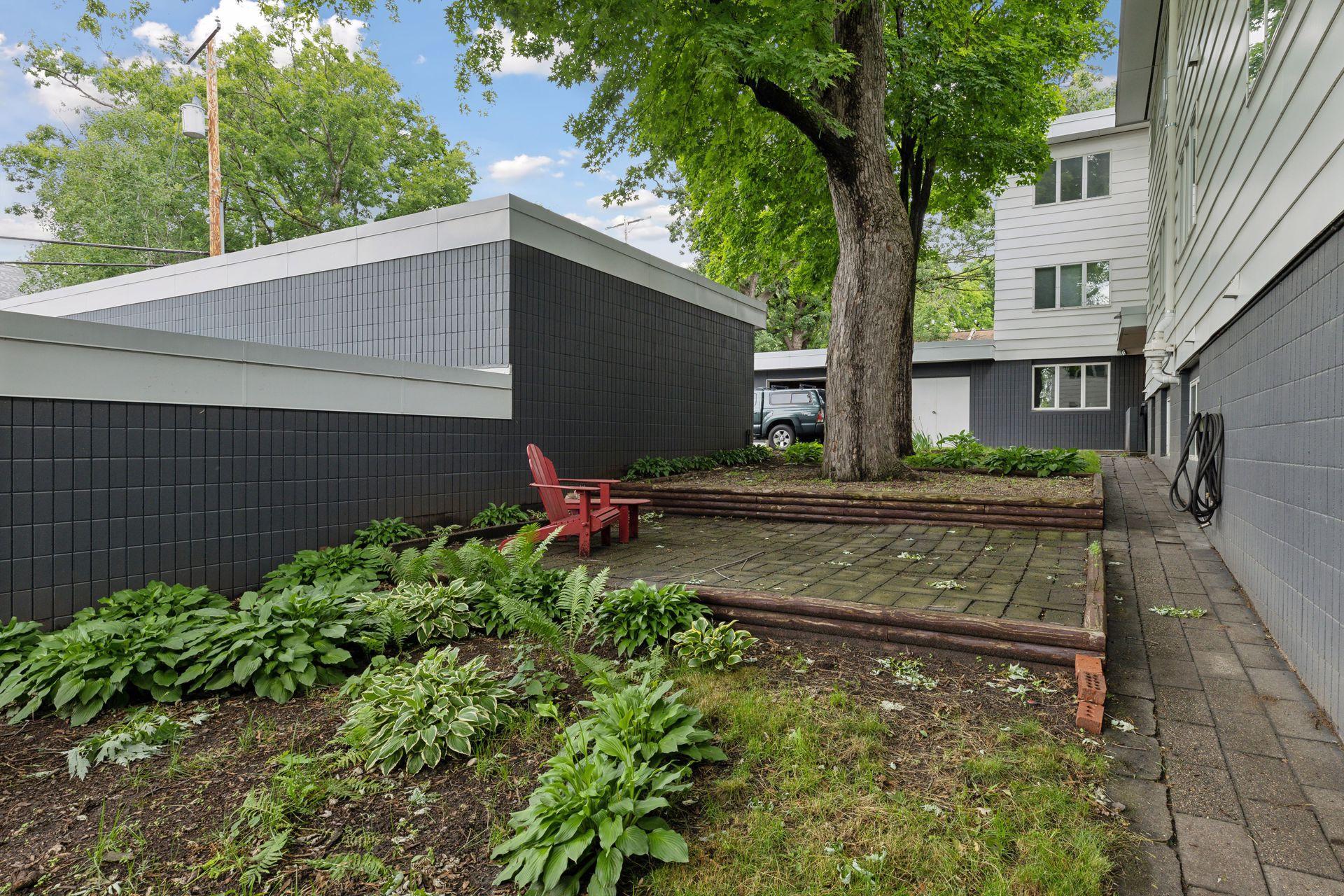 1261 Cleveland Avenue N Unit: 3A