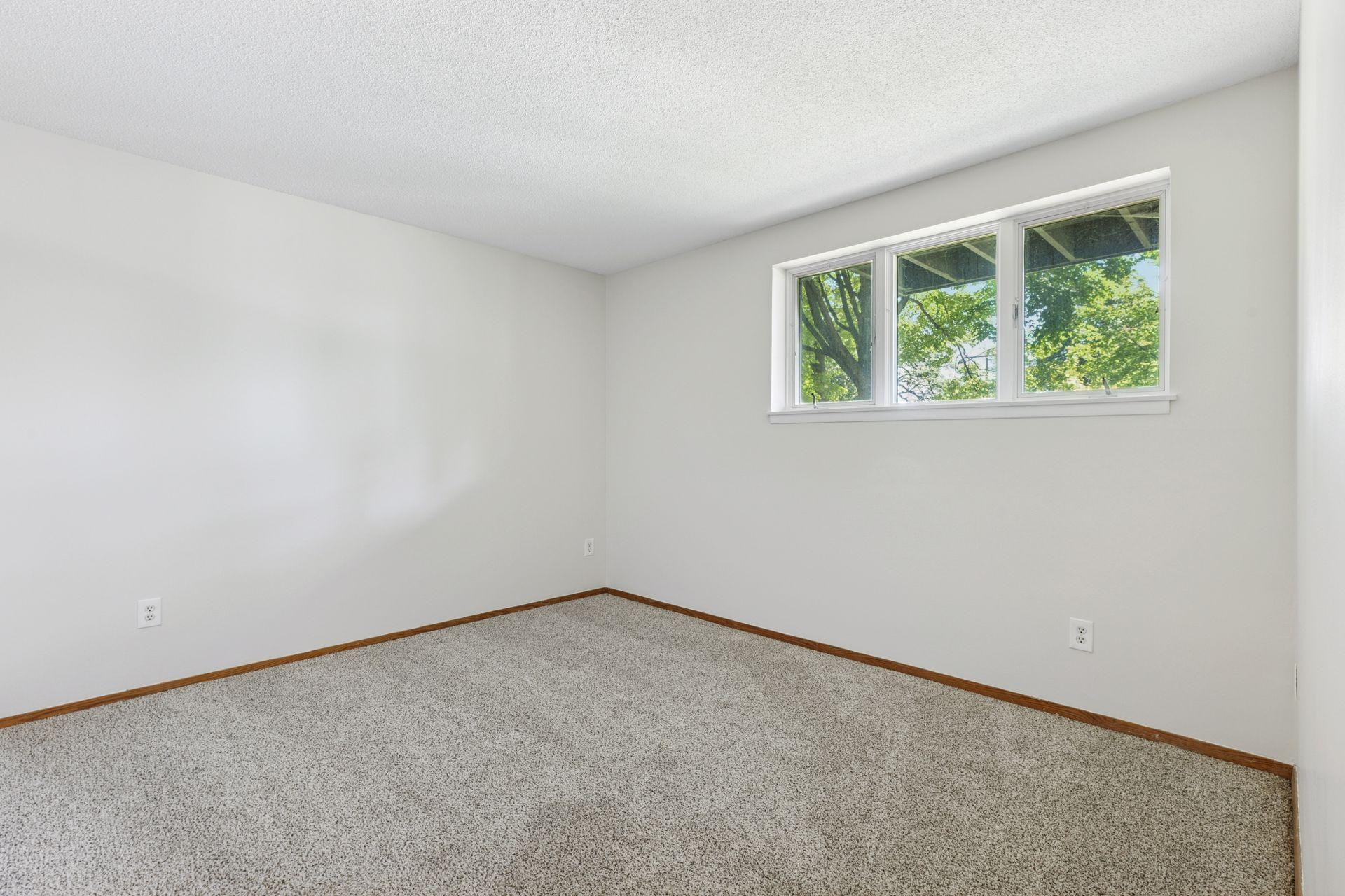 1261 Cleveland Avenue N Unit: 3A