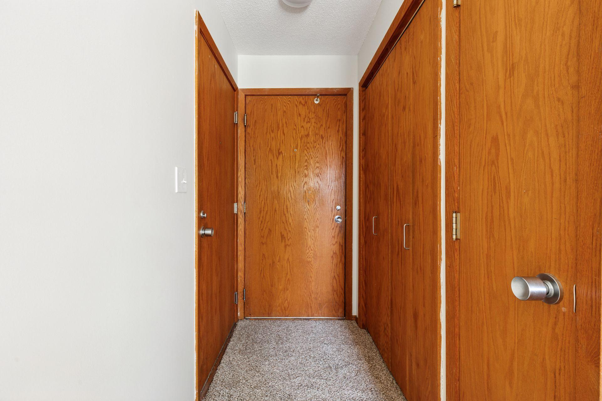 1261 Cleveland Avenue N Unit: 3A