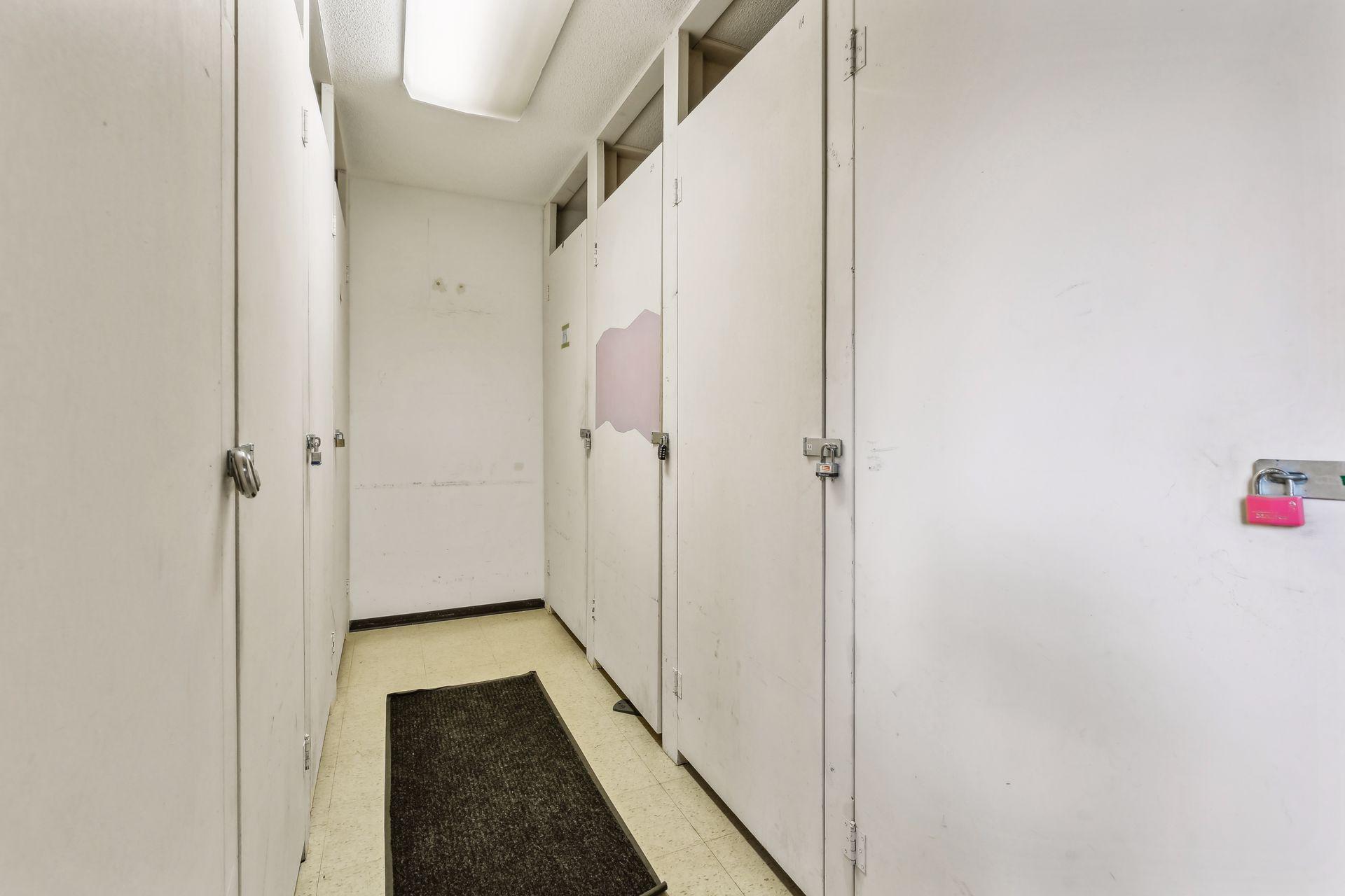 1261 Cleveland Avenue N Unit: 3A