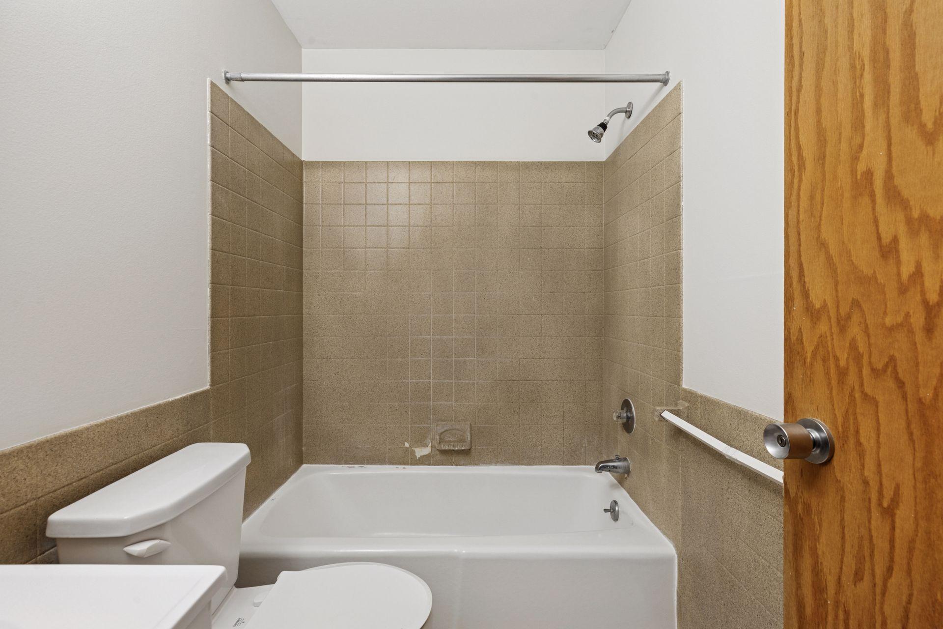 1261 Cleveland Avenue N Unit: 3A