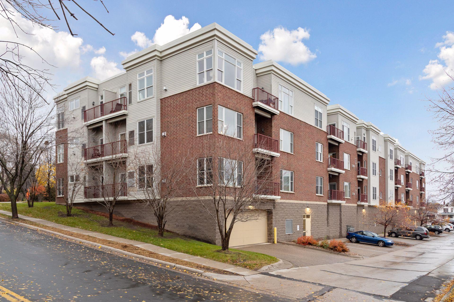 100 4th Avenue N Unit: 308