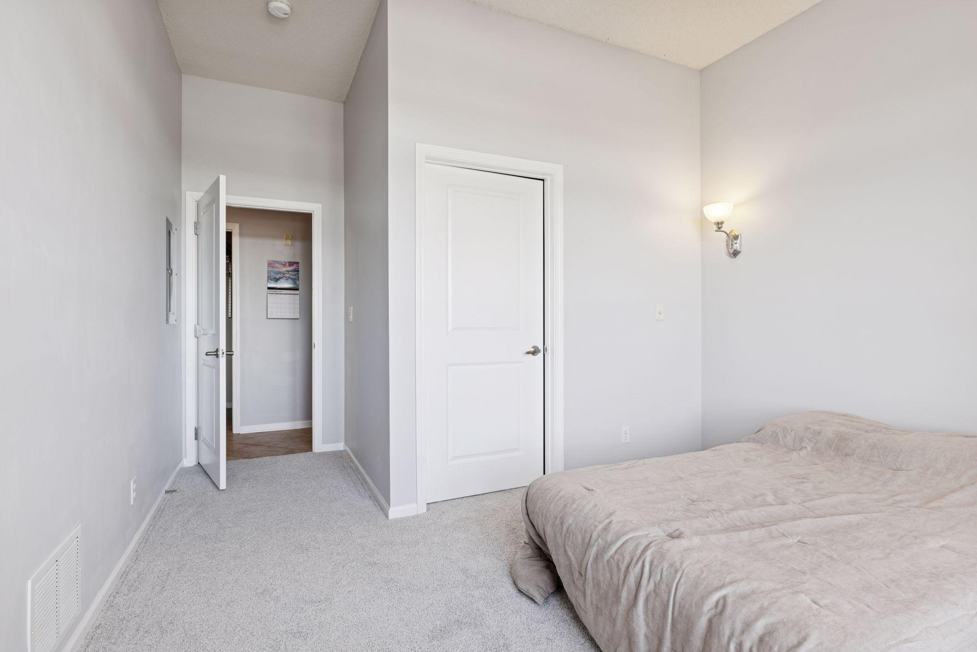 100 4th Avenue N Unit: 308