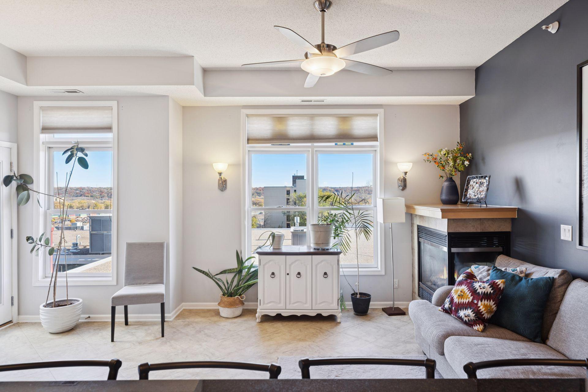 100 4th Avenue N Unit: 308