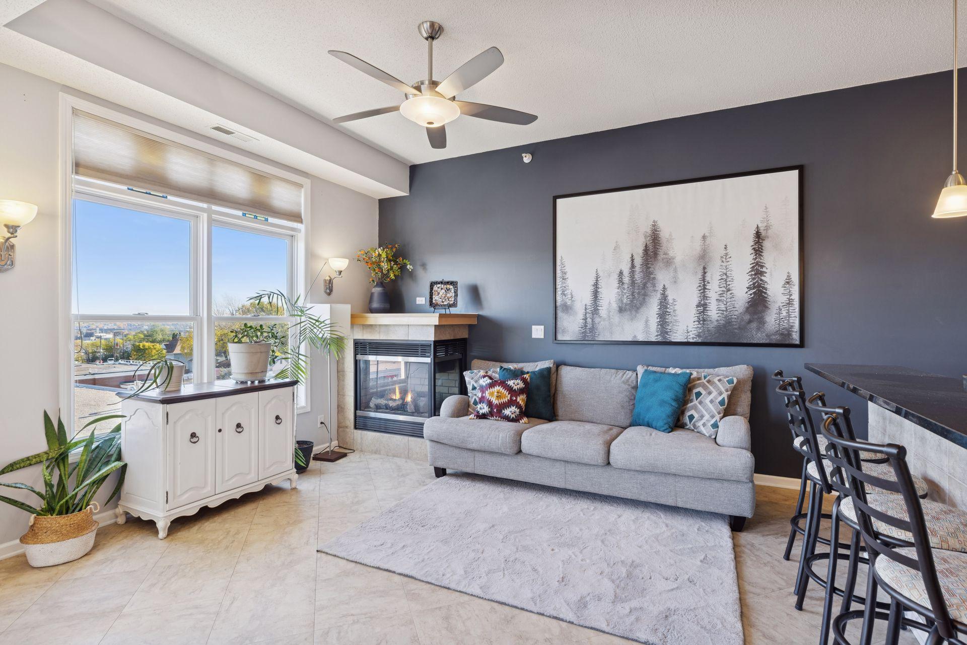 100 4th Avenue N Unit: 308