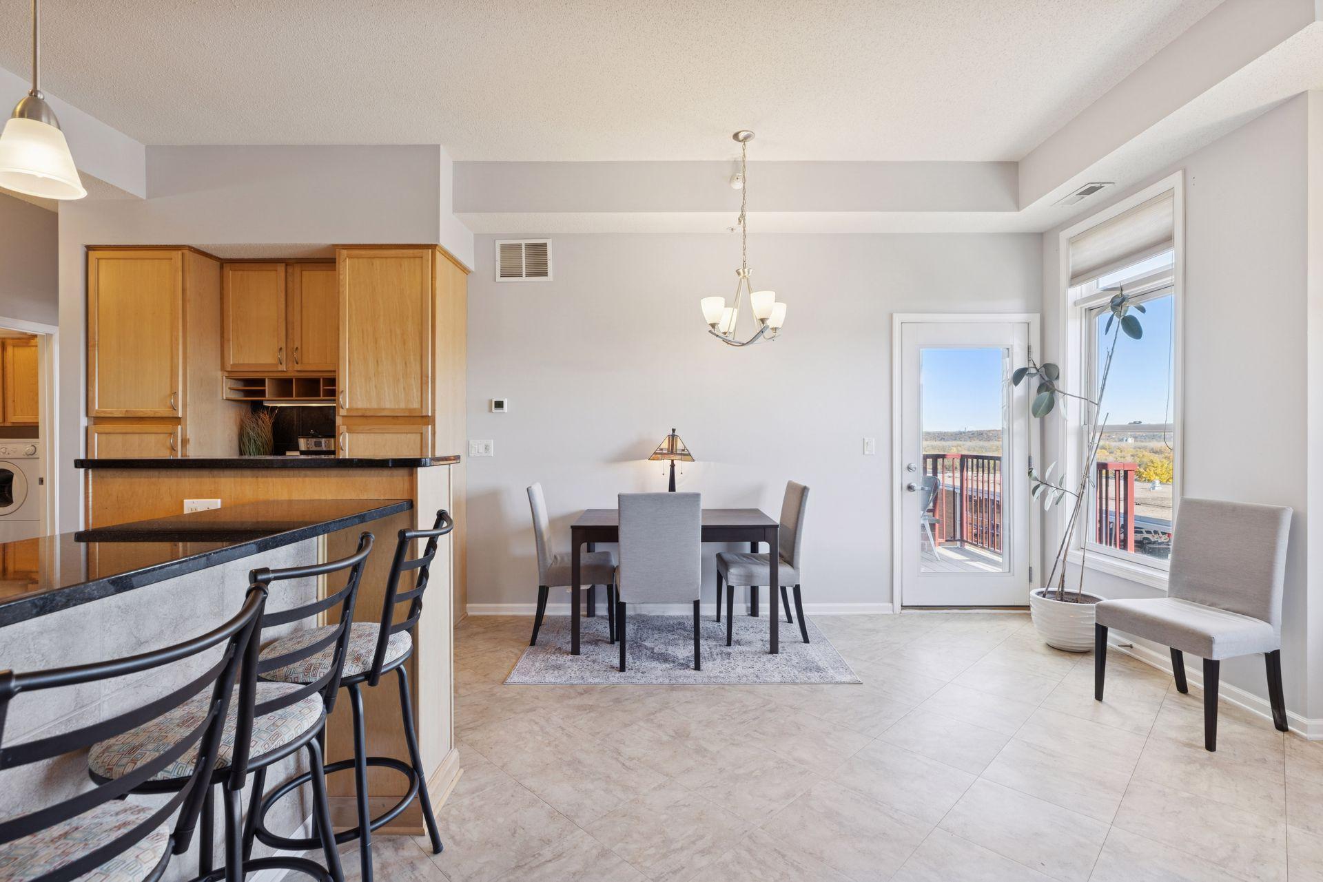 100 4th Avenue N Unit: 308