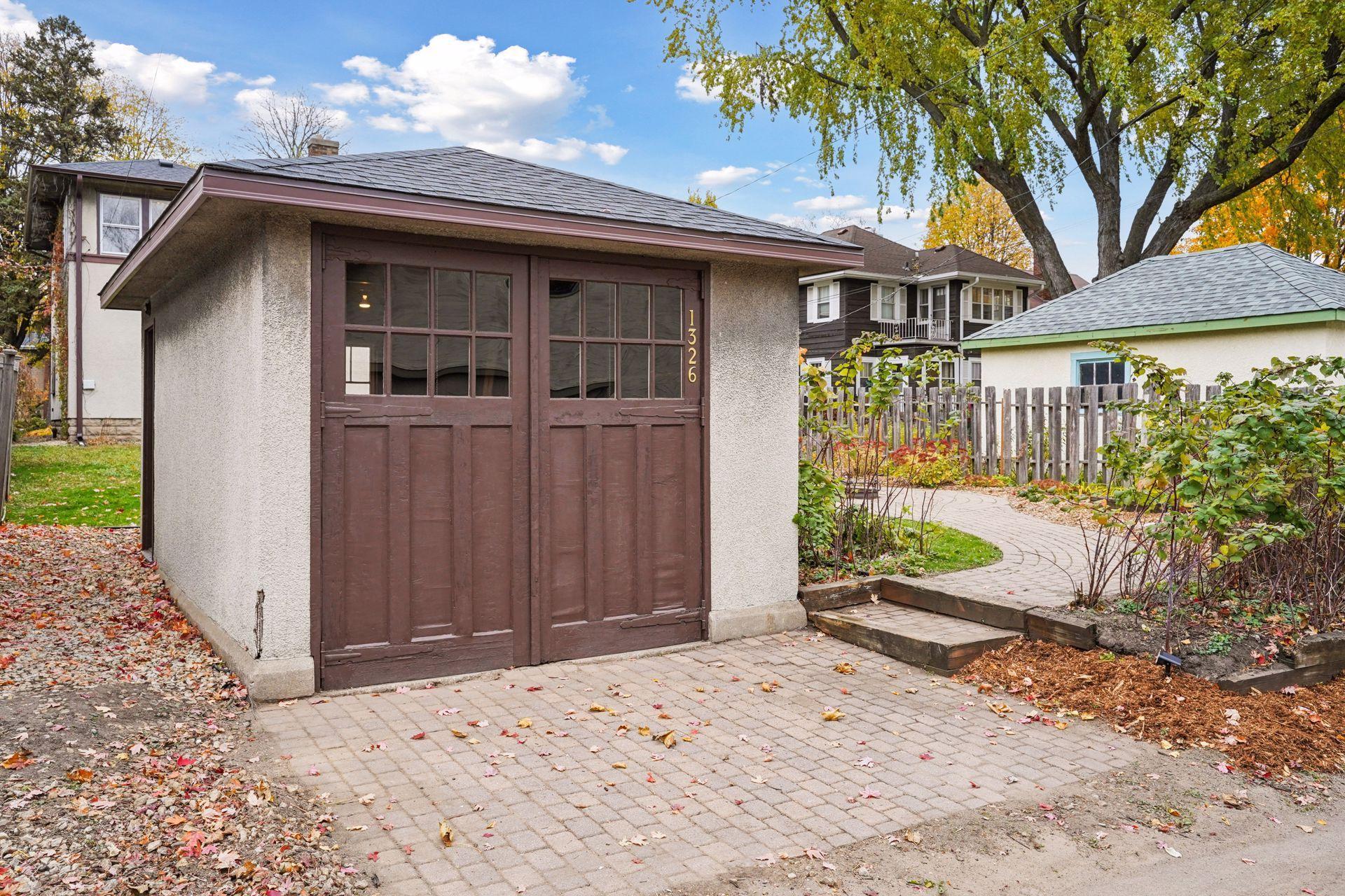 1326 Goodrich Avenue