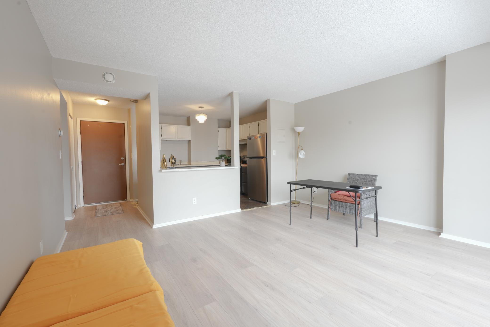 66 9th Street E Unit: 1609