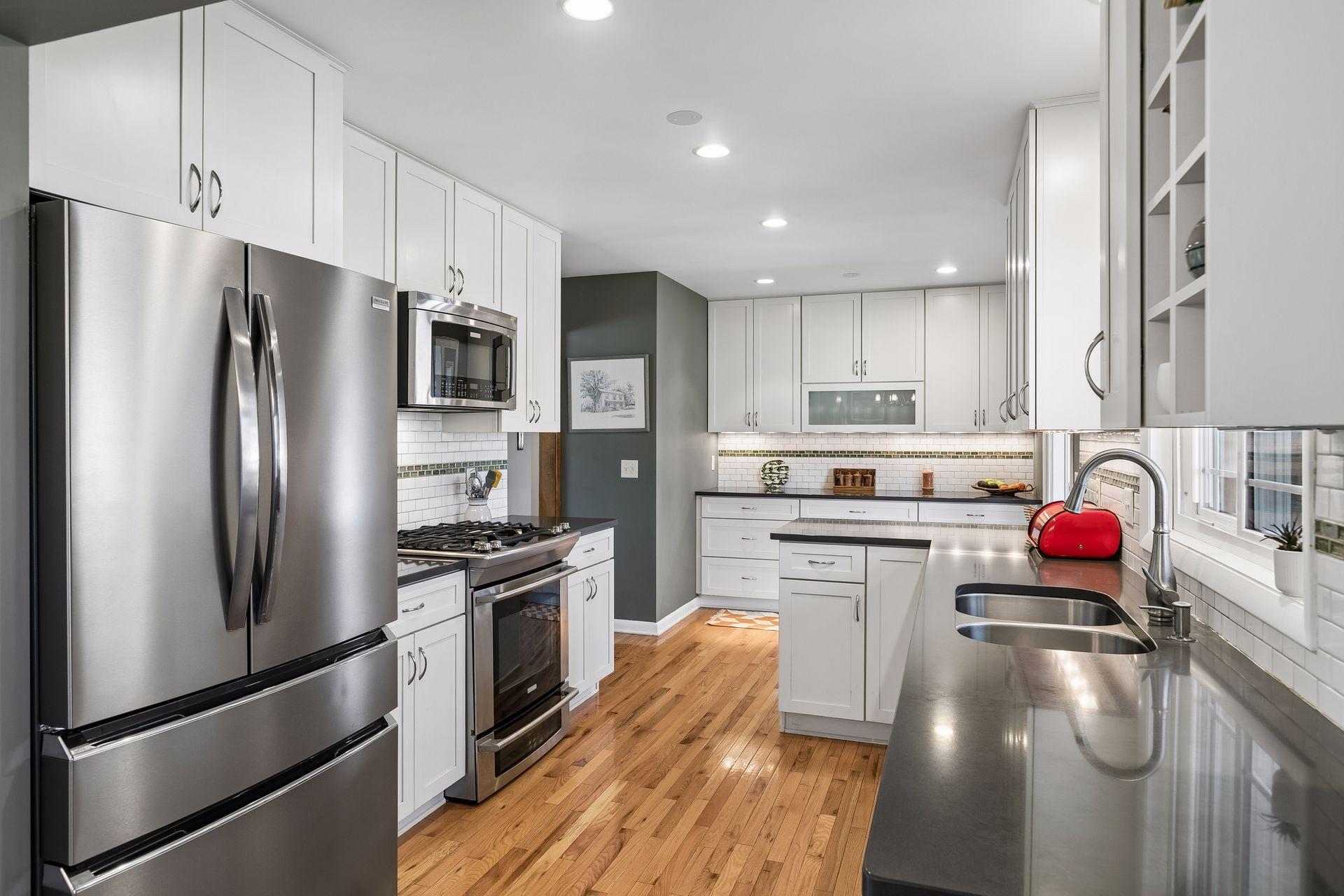 3409 Maplewood Drive