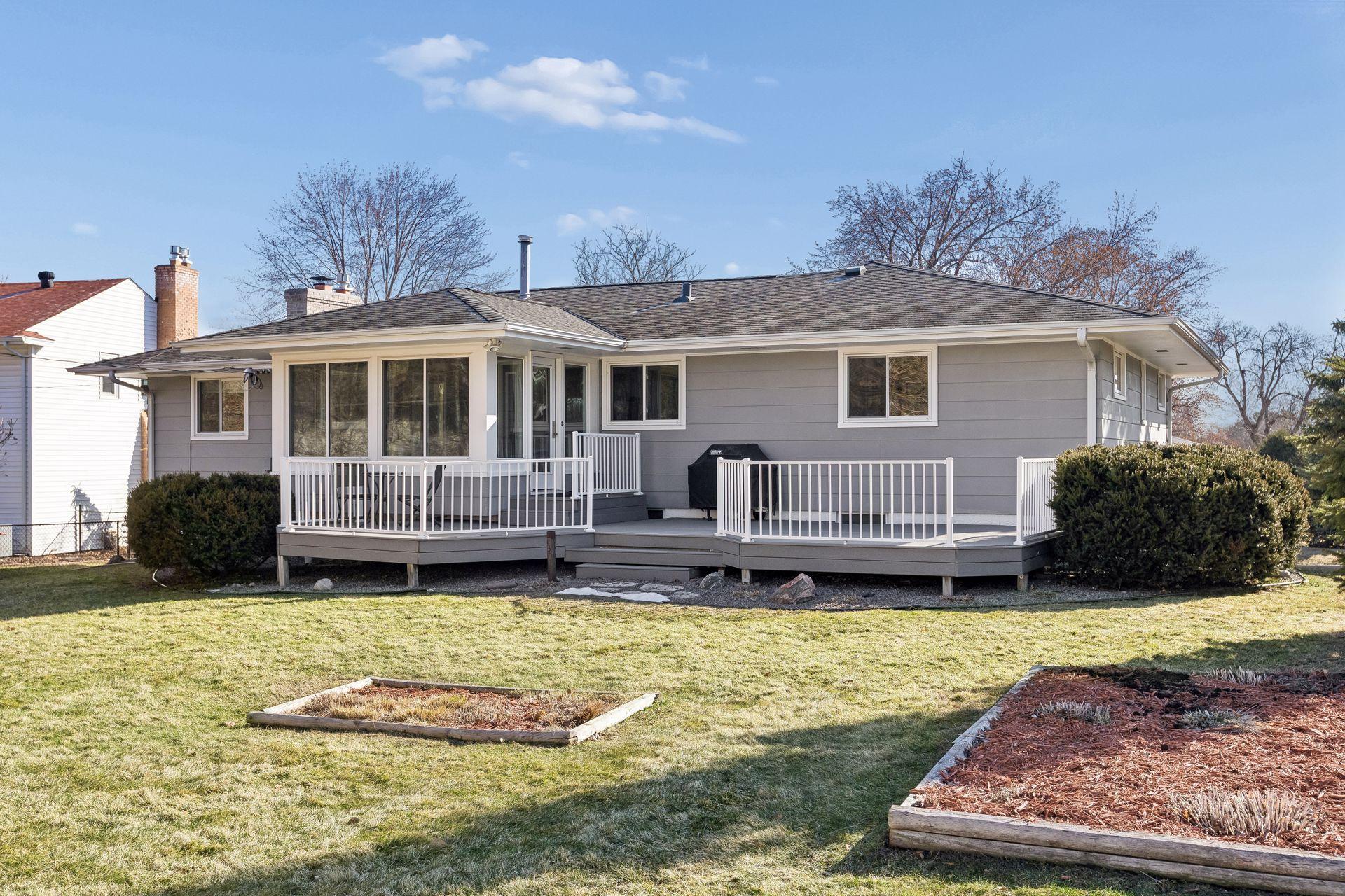 3409 Maplewood Drive