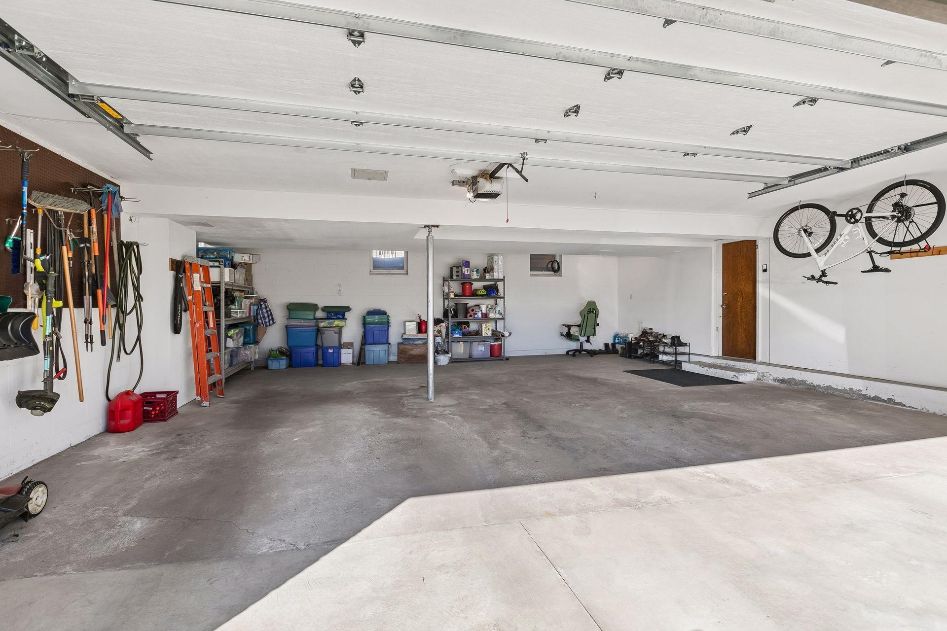 3409 Maplewood Drive