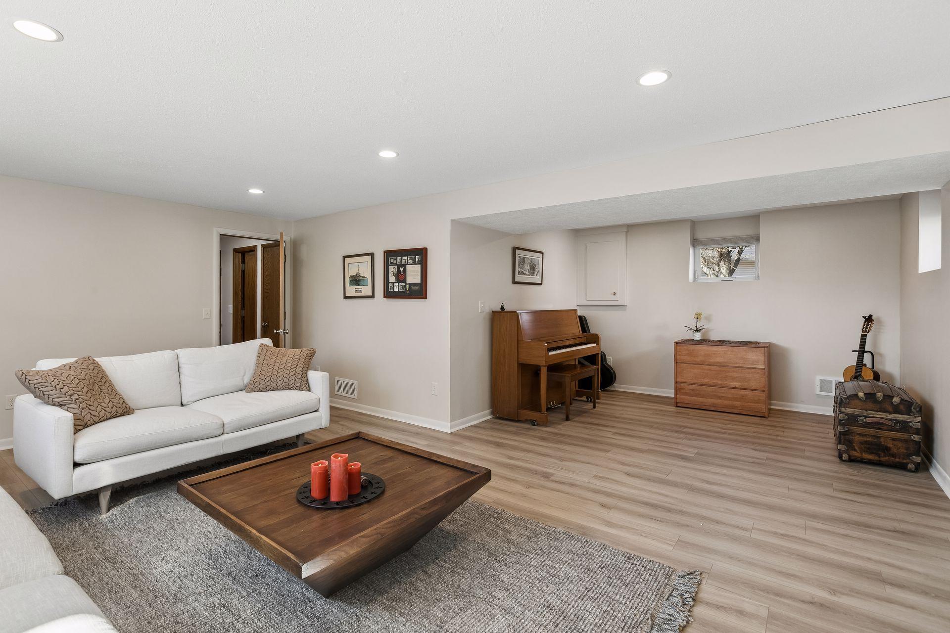 3409 Maplewood Drive