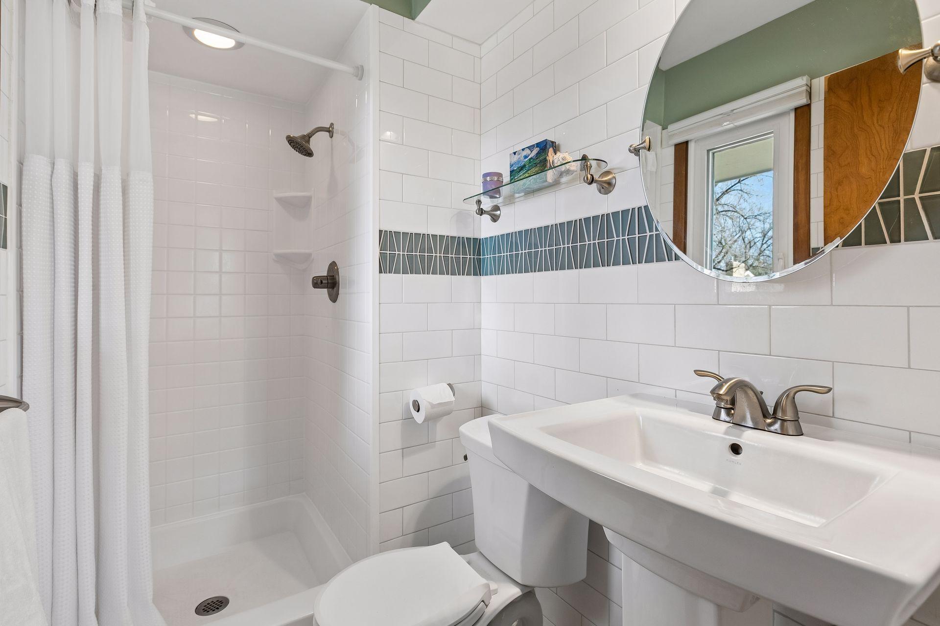 3409 Maplewood Drive