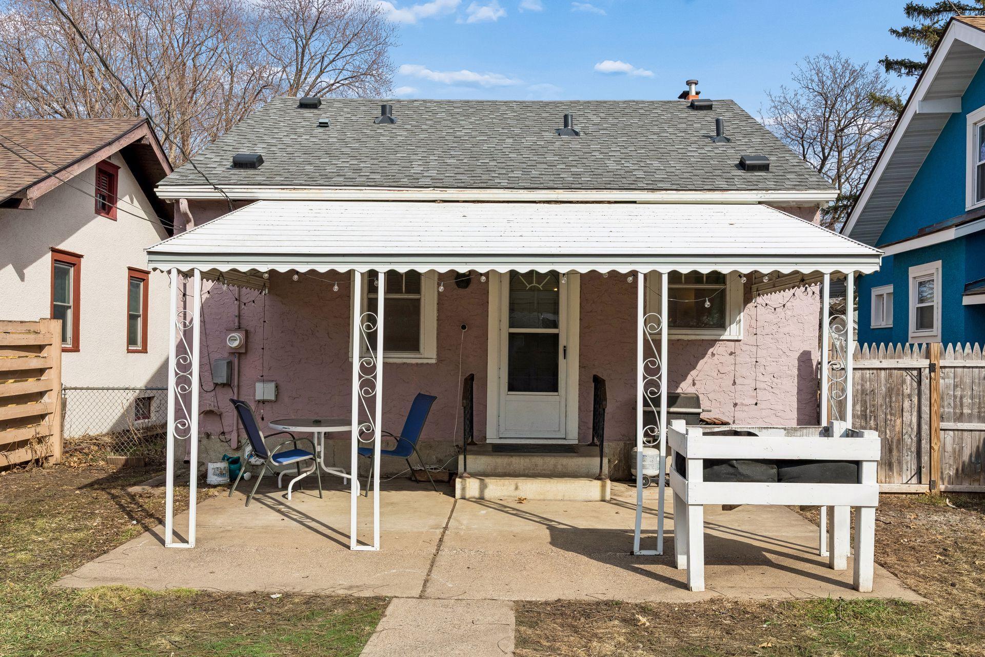 4155 Humboldt Avenue N