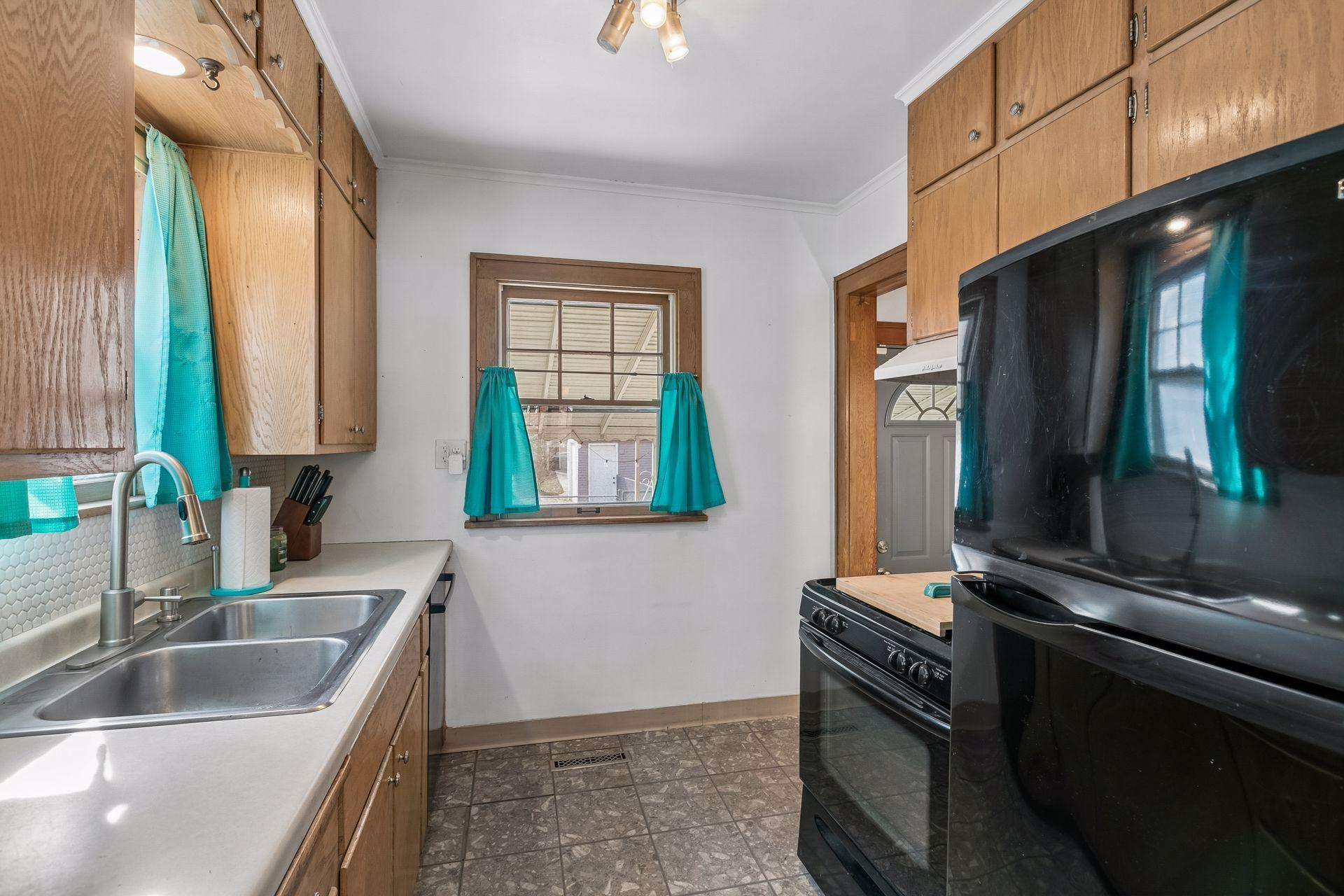 4155 Humboldt Avenue N