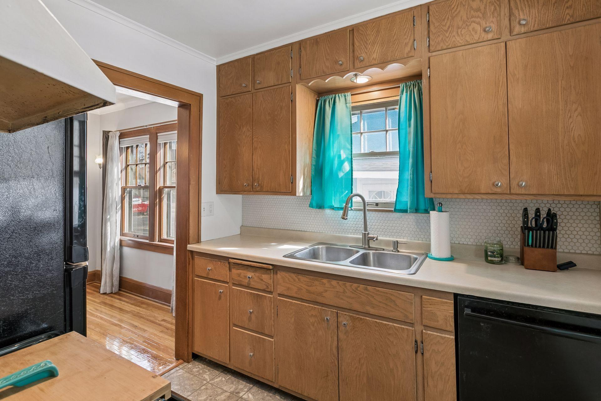 4155 Humboldt Avenue N