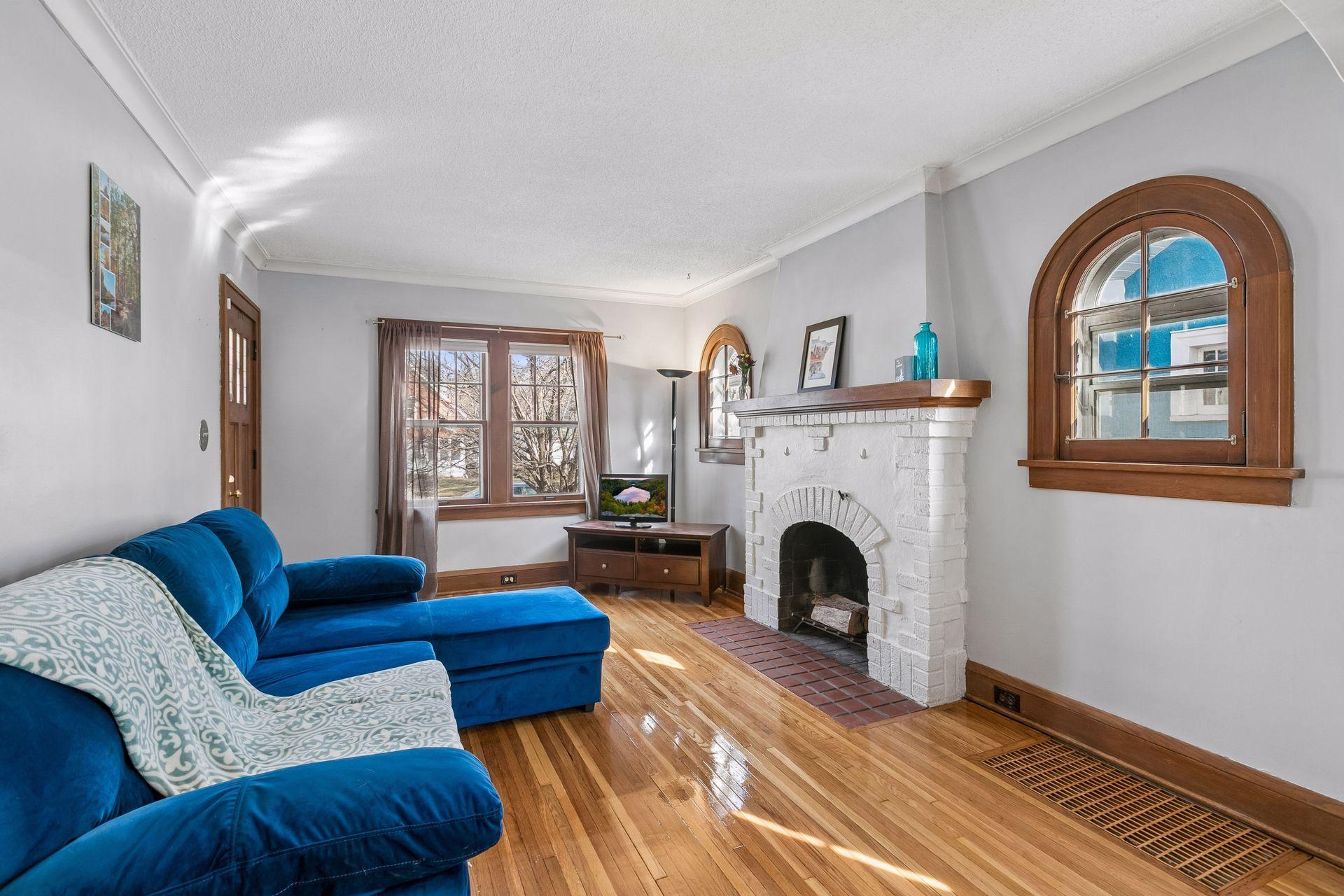 4155 Humboldt Avenue N