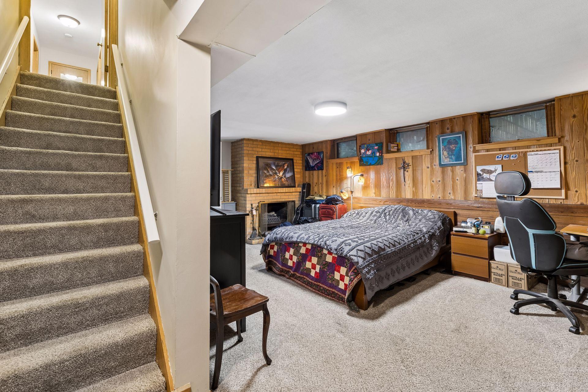 3613 Robin Lane