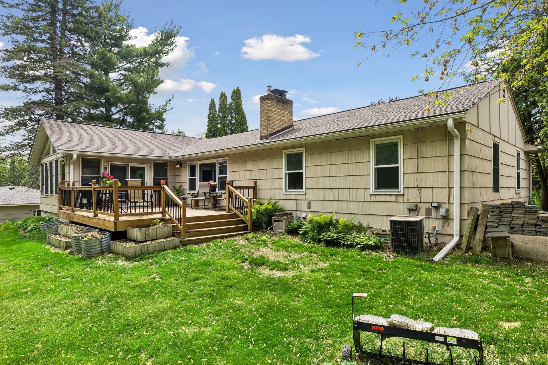 3613 Robin Lane