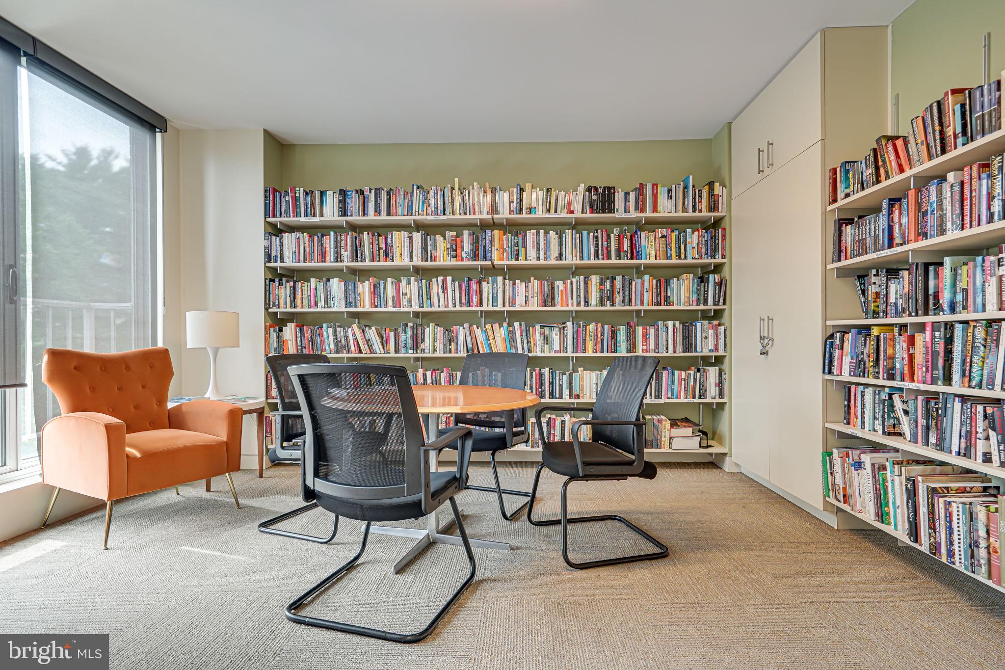 2939 van Ness St NW #838
