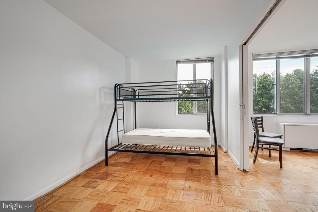 2939 van Ness St NW #838