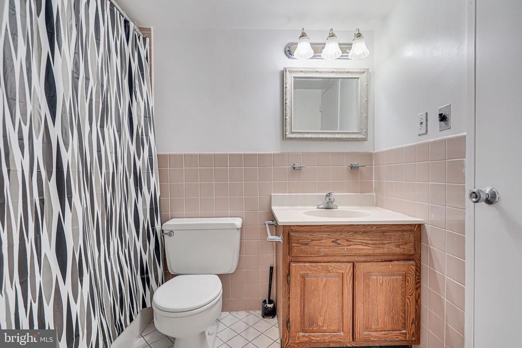 2939 van Ness St NW #838