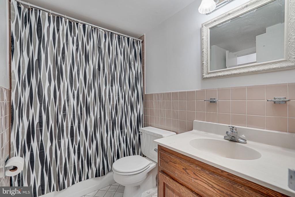 2939 van Ness St NW #838