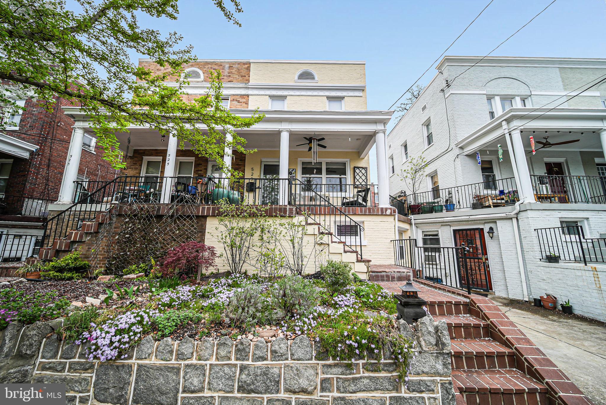523 Somerset Pl NW