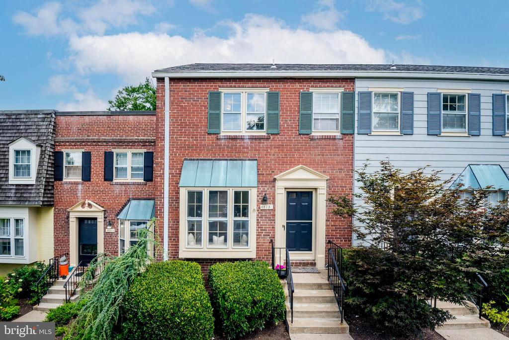 4875 CHEVY CHASE DRIVE 159