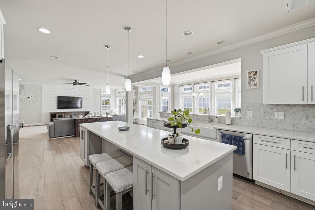 9003 CRYSTAL OAKS LANE