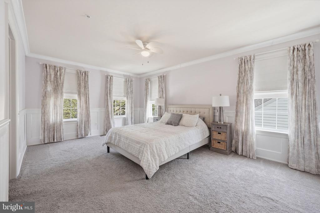 9003 CRYSTAL OAKS LANE