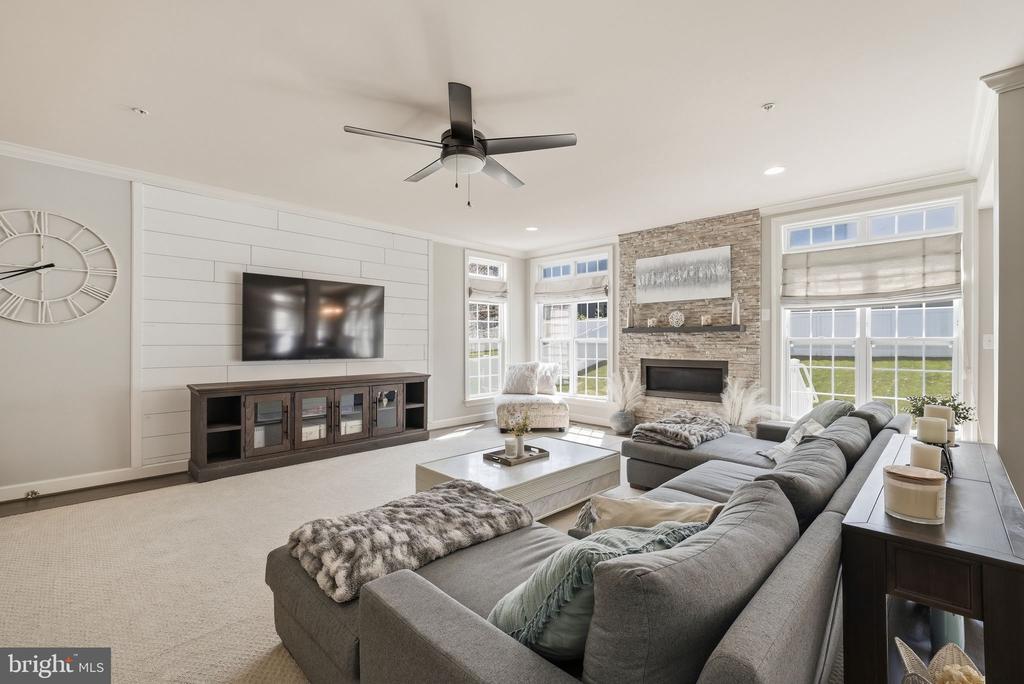 9003 CRYSTAL OAKS LANE