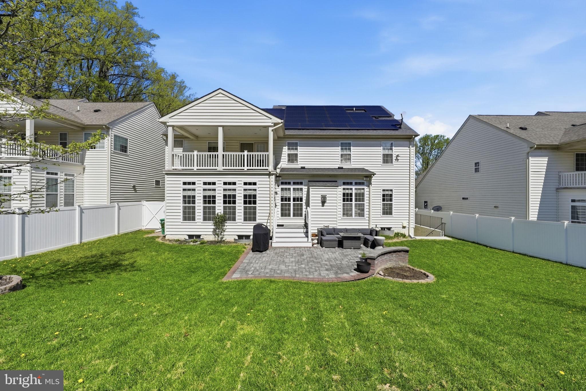 9003 CRYSTAL OAKS LANE