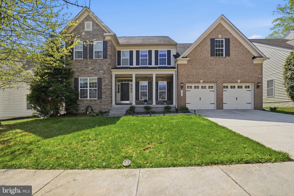 9003 CRYSTAL OAKS LANE
