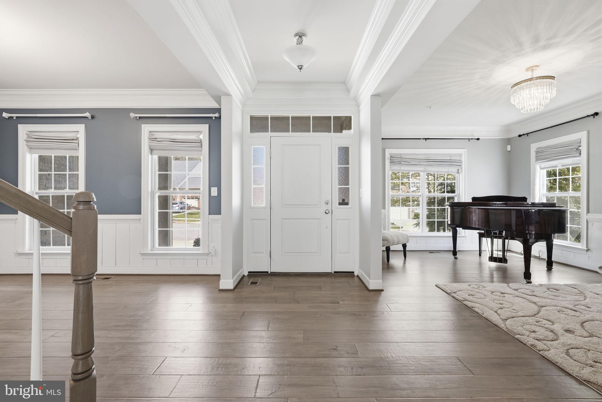 9003 CRYSTAL OAKS LANE