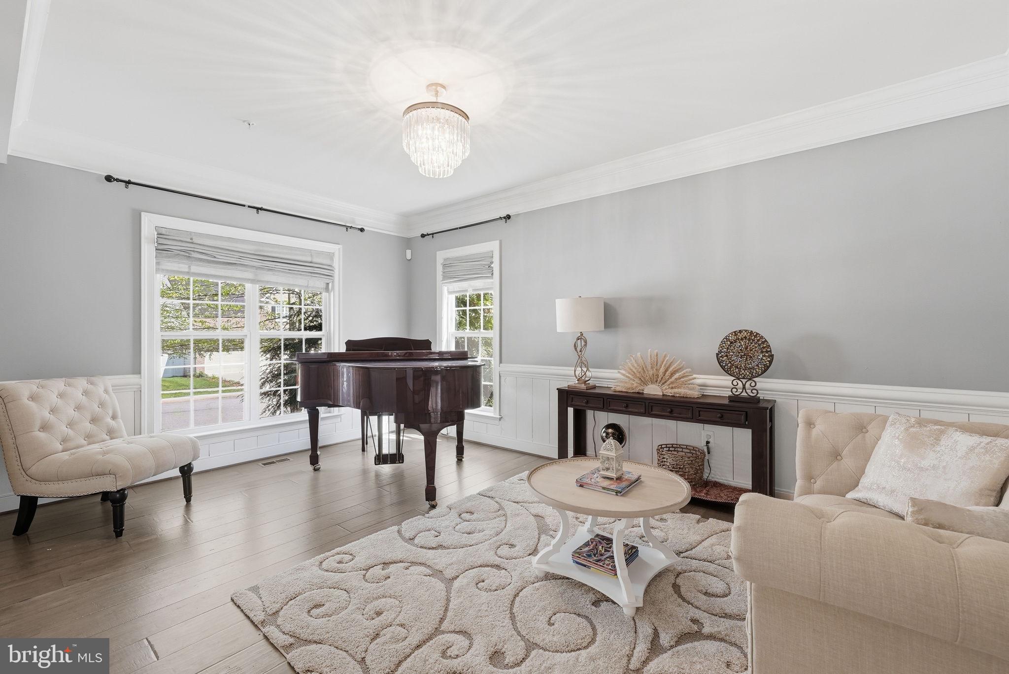 9003 CRYSTAL OAKS LANE