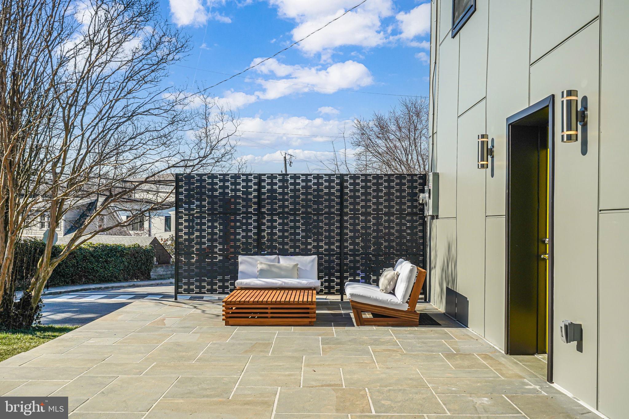 1717 CULPEPER STREET N