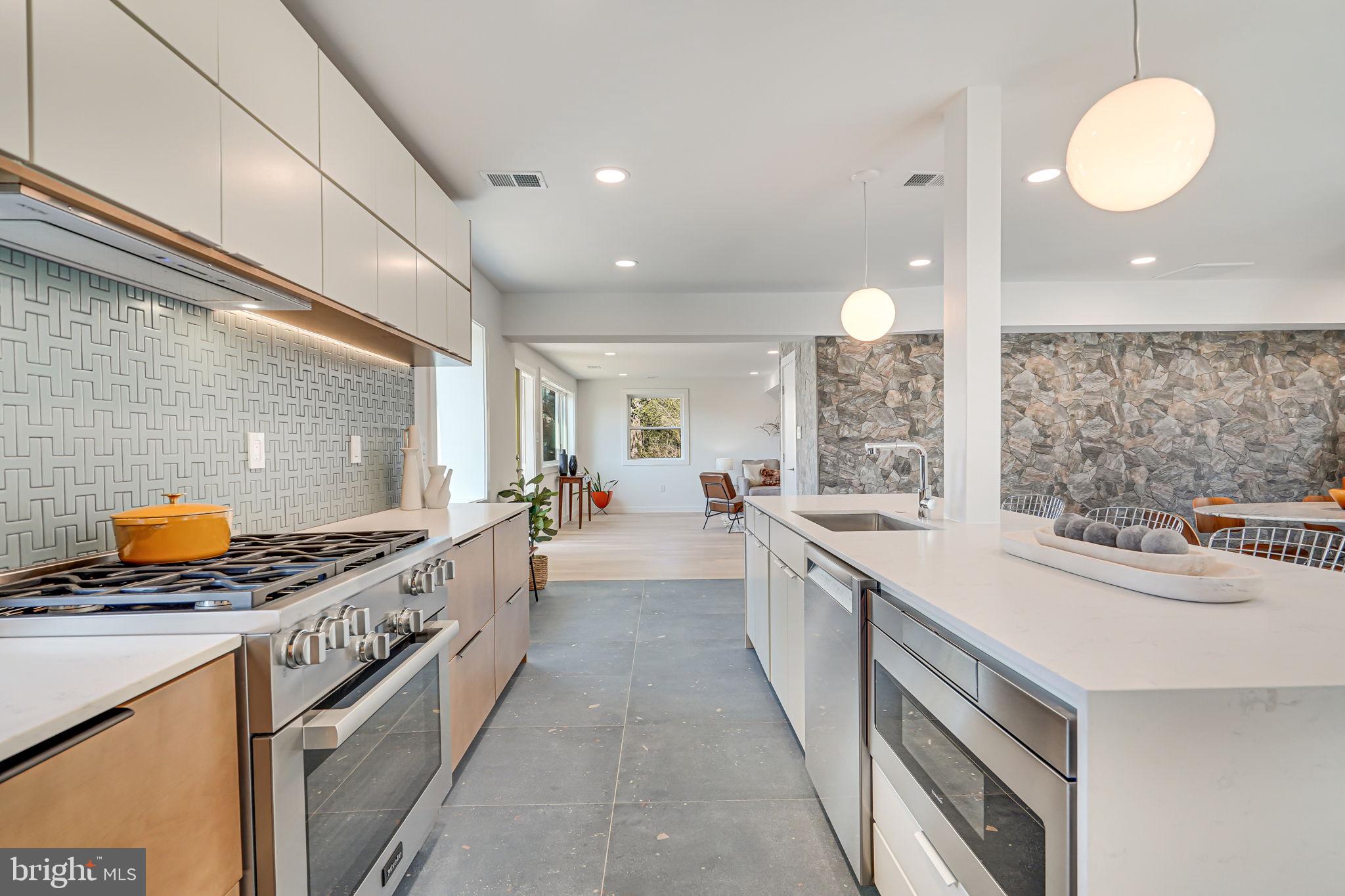 1717 CULPEPER STREET N